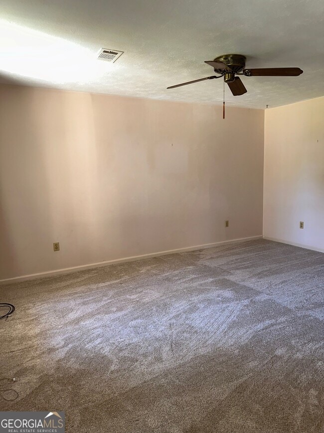Building Photo - 266 Valencia Cir