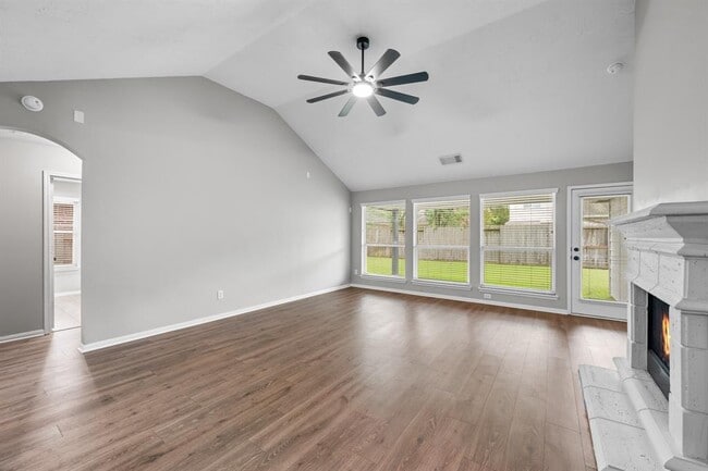 Building Photo - 1855 Silent Shore Ct