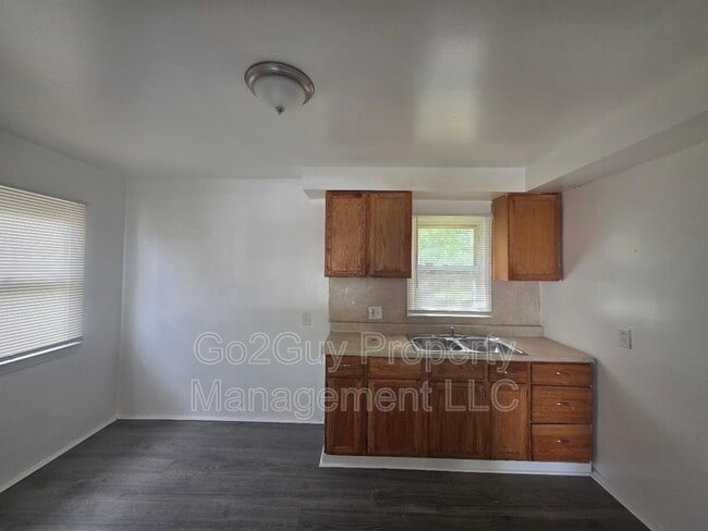 Building Photo - 22221 Pembroke Ave