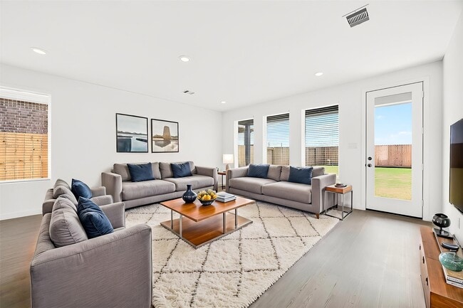 Building Photo - 31831 Rich Mdw Ct