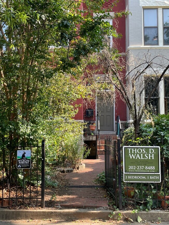Building Photo - 1351 Irving St NW
