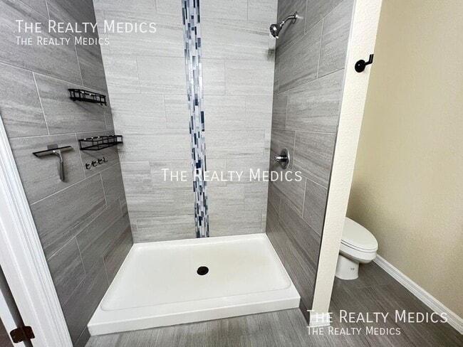 Building Photo - 4 Malauka Ln Dr