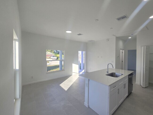 Building Photo - Brand New Construction-One bedroom + One bathroom-SW Lehigh ACres