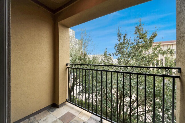 Building Photo - 12790 Yorkstone Dr