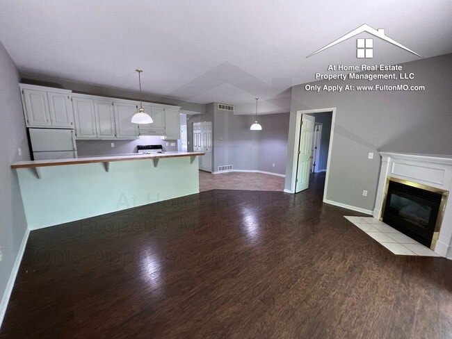 Building Photo - 997 Boulder Ct