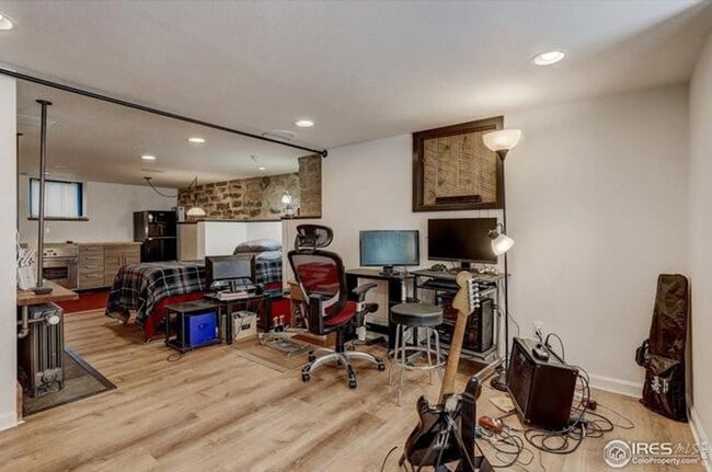 Building Photo - 719 Remington St