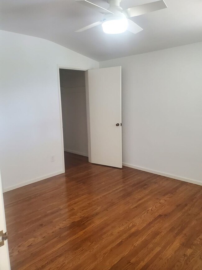 Building Photo - Recently Upgraded and Refreshed House with Pool and Casita