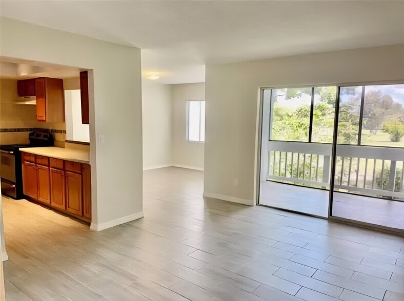 Building Photo - 831 N Keene Rd