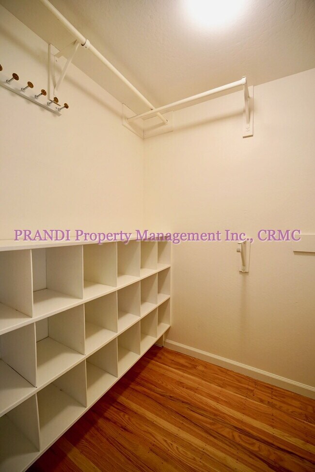 Building Photo - Reduced Price! $7,500 -  Gorgeous Home in ...