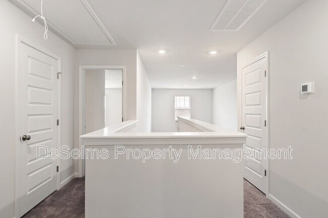 Building Photo - 431 Alcott Wy