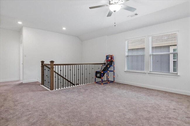 Building Photo - 240 Inlet Ln