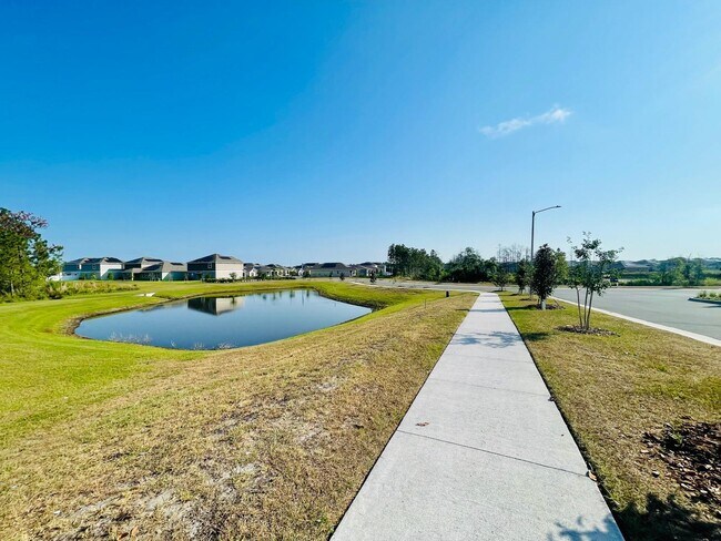 Building Photo - 639 Daring Dr