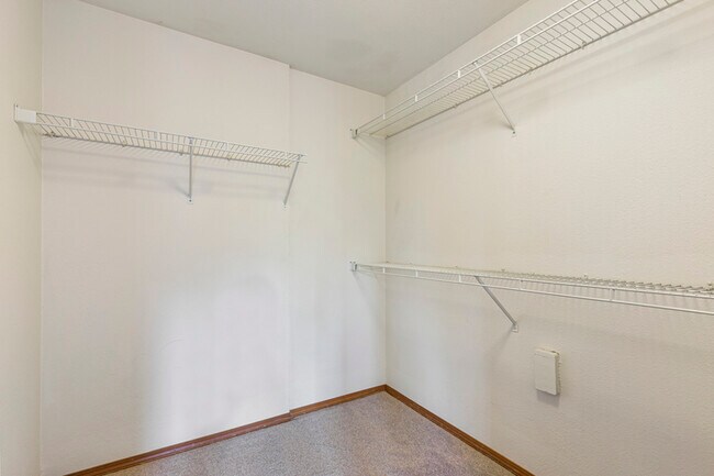 Building Photo - 17446 SE 82nd Dr