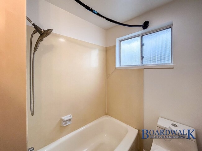 Building Photo - 3140 S 3200 W