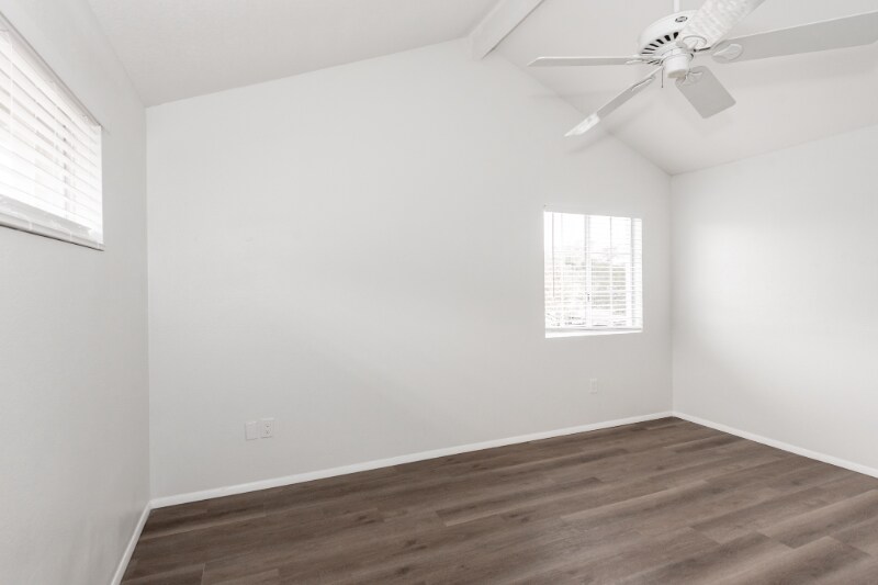 Building Photo - 2882 Sanford Ln
