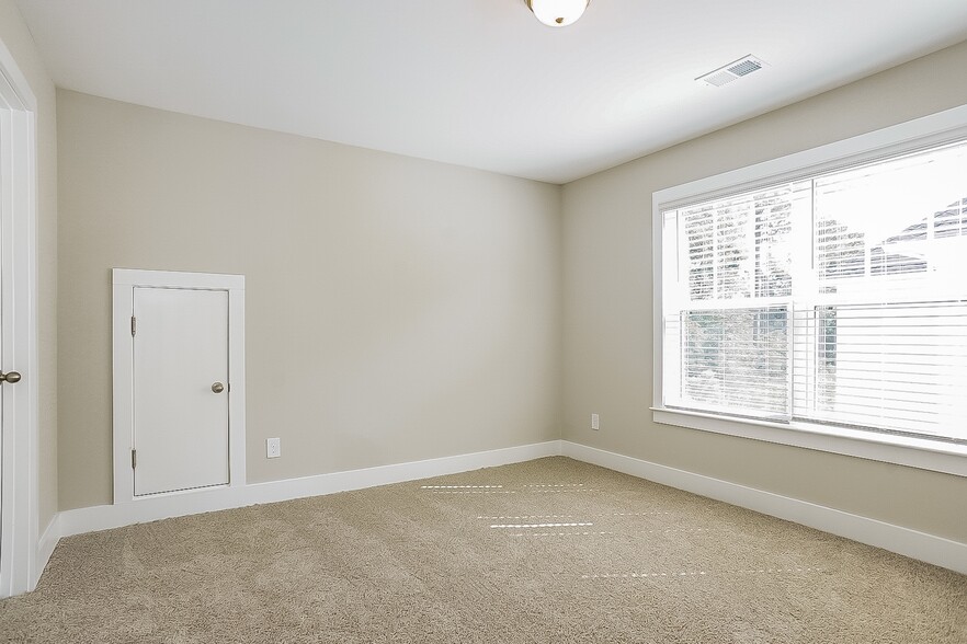 Building Photo - 1421 Feldspar Ct