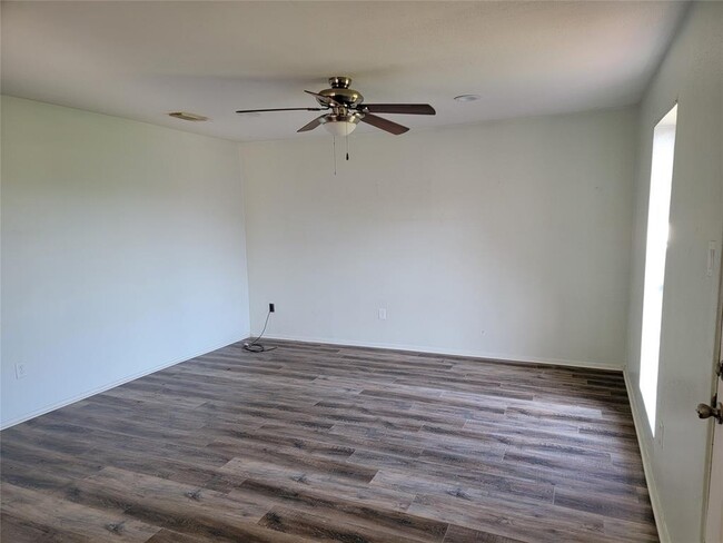 Building Photo - 257 Austin St