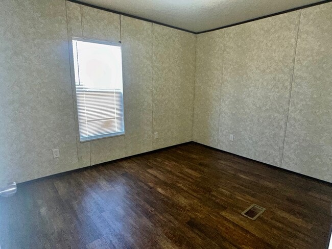 Building Photo - 508 Blakley Dr