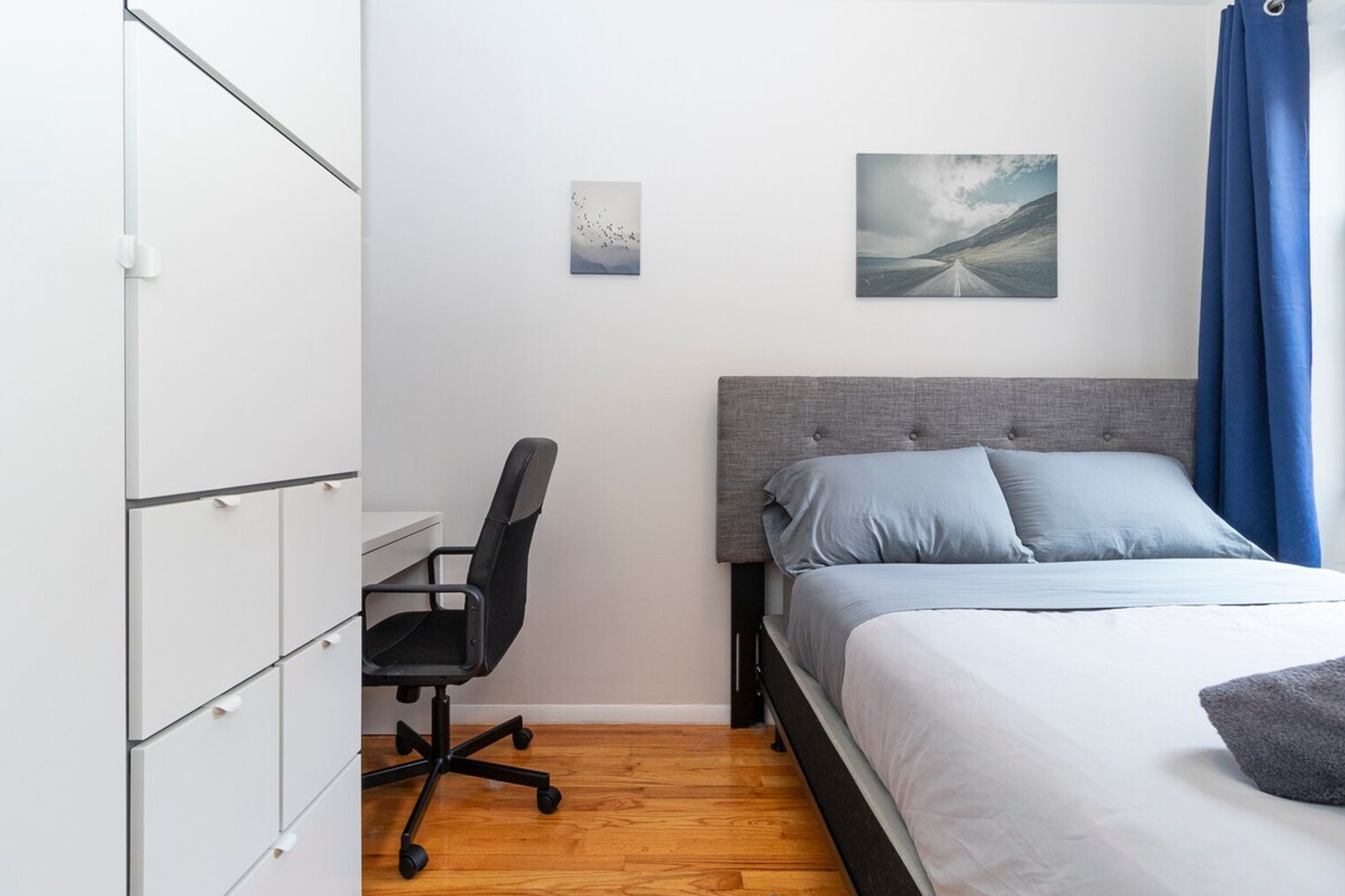 Building Photo - 130 E 95th St