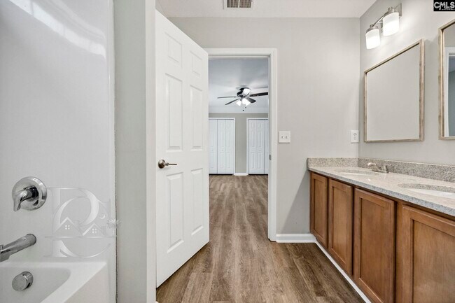 Building Photo - 117 Verano Ct