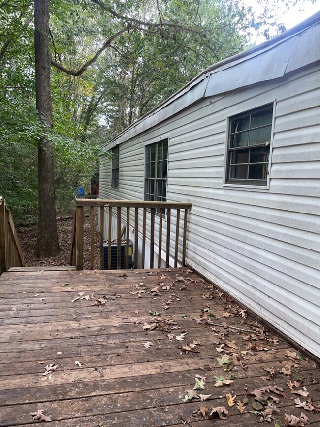 Building Photo - Mobile Home in Dalton Estates