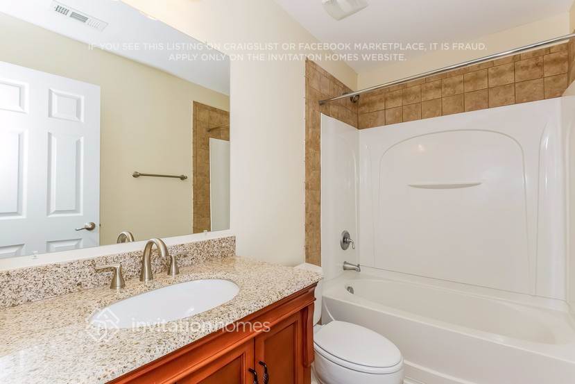 Building Photo - 1409 Mallory Ln