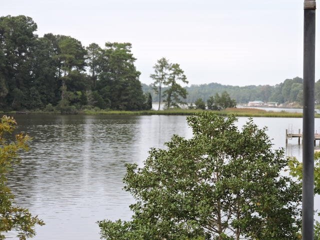 Building Photo - THE COTTAGE AT RIVERCREST