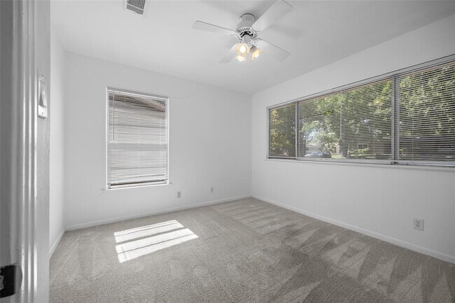 Building Photo - 1404 Briarcliff Blvd