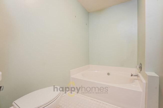 Building Photo - 2 Bedroom, 2 Bathroom Home in the Meridian on James Island