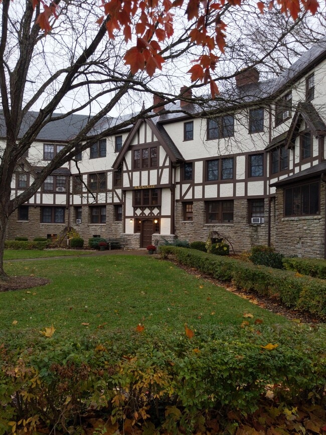 Primary Photo - 6605 Murray Ave