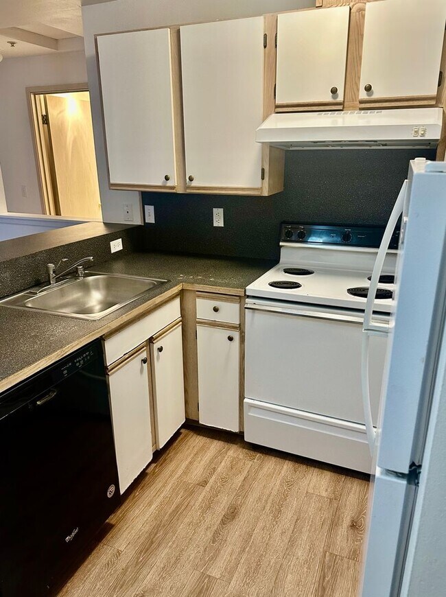 Interior Photo - UDH 5 plex