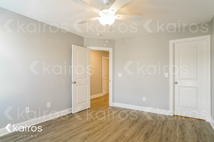 Building Photo - 3709 Oak Leaf Wy