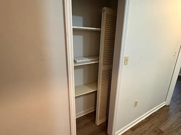 Building Photo - 516 34th Ave N