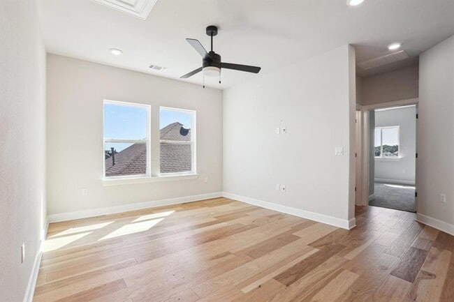 Building Photo - 16825 Roselin Dr