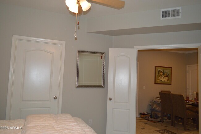 Building Photo - 1701 E Colter St