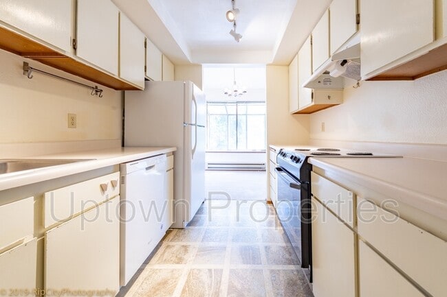 Building Photo - 254 Cervantes Cir