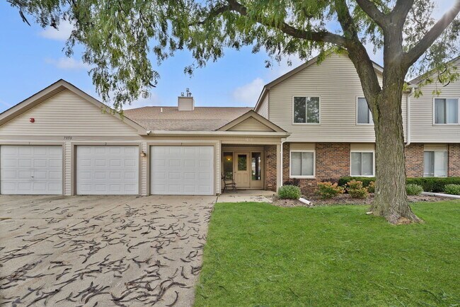 Primary Photo - 7050 Newport Dr