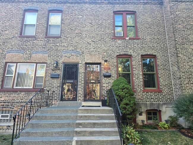 Primary Photo - 11304 S Langley Ave