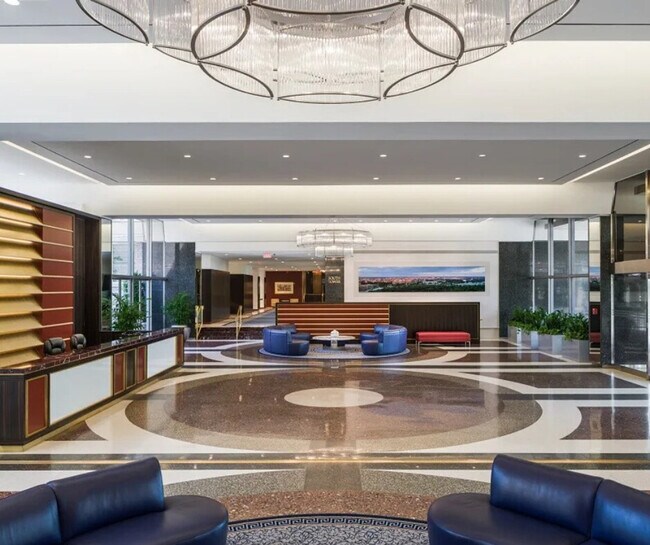 Building Photo - 2200a Crystal Dr