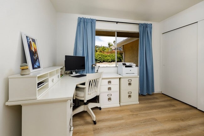 Building Photo - Discover Your Dream Sanctuary at Braemar Ranch, Yankee Farm!