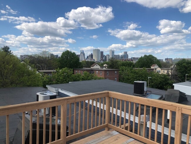 Primary Photo - 155 D St