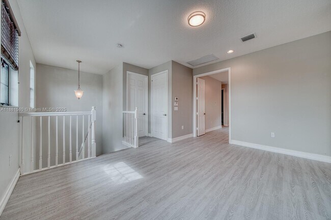 Building Photo - 13679 Moss Agate Ave