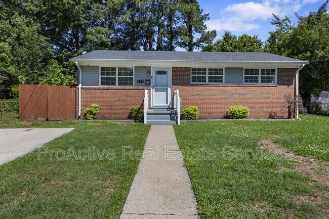 Building Photo - 107 Beazley Dr