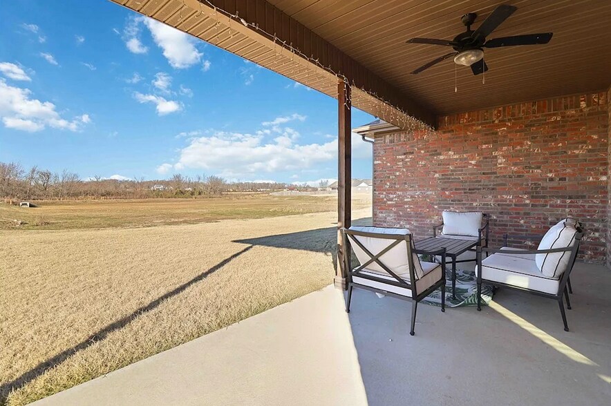 Building Photo - 1271 Bootleg Rd