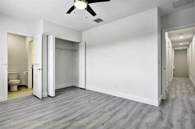 Building Photo - 4665 Windmill Ln