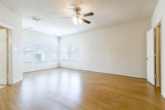 Building Photo - 1138 Evandale Ln