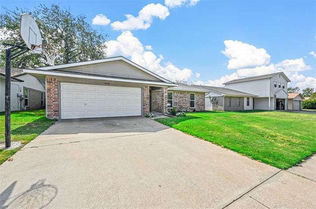 Building Photo - 618 Shadyglen Dr