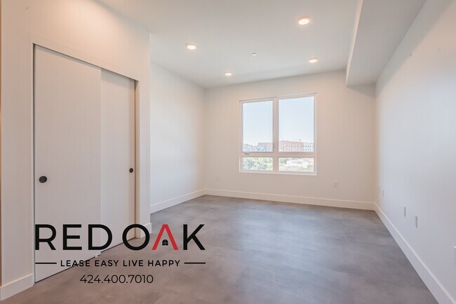 Building Photo - 3450 W 43rd St