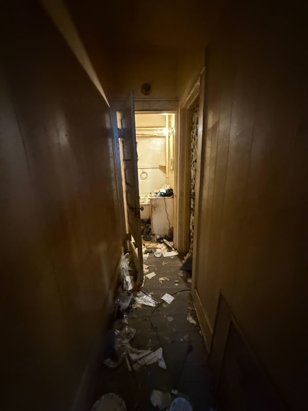 Building Photo - 1096 W Green St