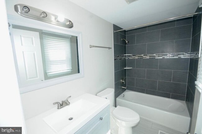 Building Photo - 213 N Black Horse Pike